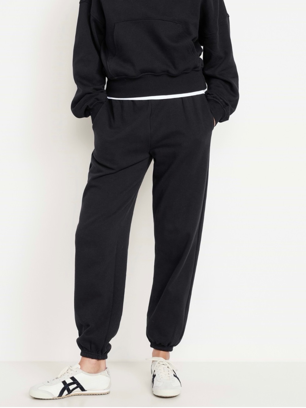 Black old navy jogger sweat pants